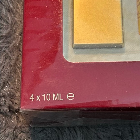 Hermès Rouge Perfume Set - Picture 2 of 3